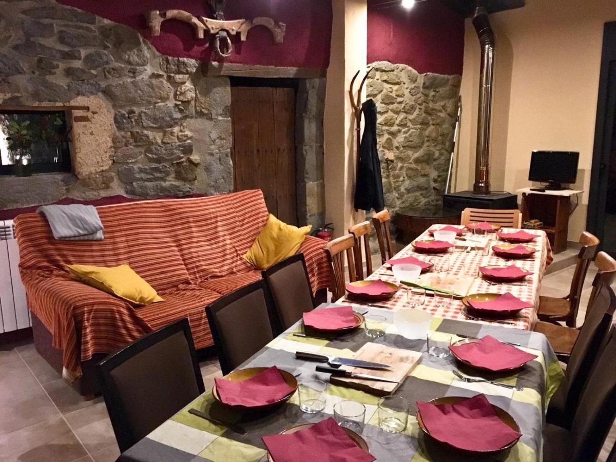 Can Poca Roba San Pedro de Torelló 外观 照片